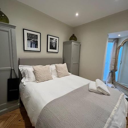 Luxury London English Charm ภายนอก รูปภาพ